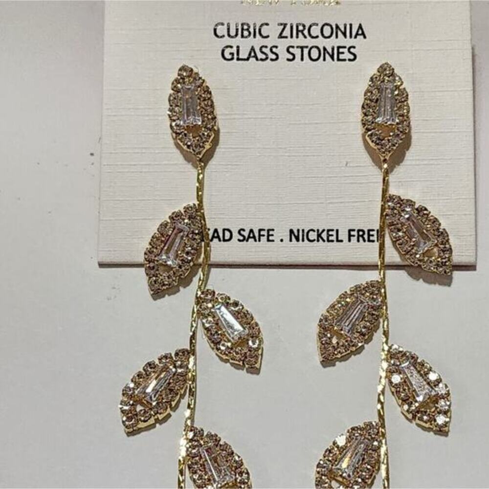 Christian Siriano Jeweled Leaf Drop Chandelier Earrings New‎ - Picture 4 of 5